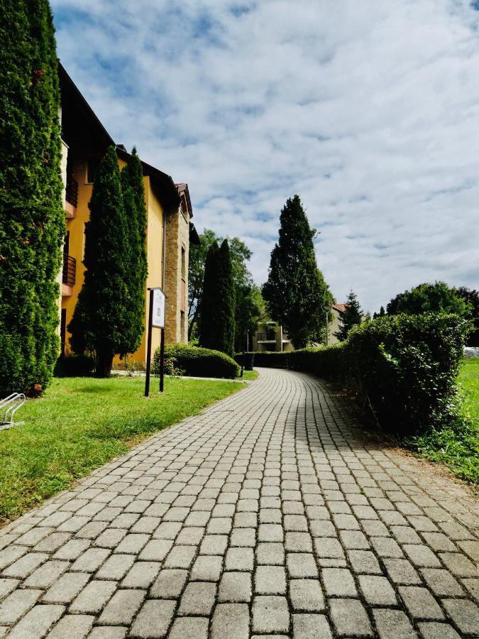 Fortuna Golf Apartman Bük エクステリア 写真